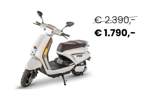 summer-sale-moped