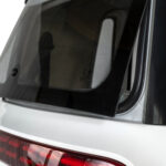 Elektro-Auto Nero Flux Ausstellfenster