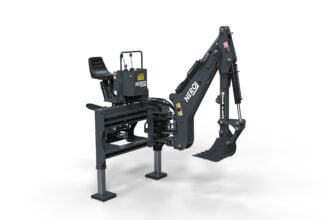 heckbagger-nero-HB-225-schraeg-rechts-vorne