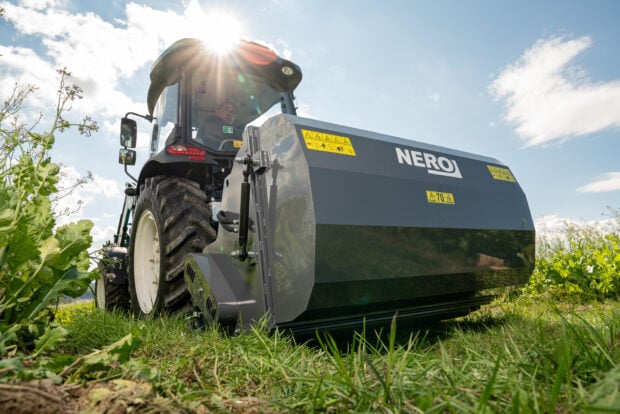 mulcher-mit-sammelbehaelter-nero-SHB-160-low-res-001