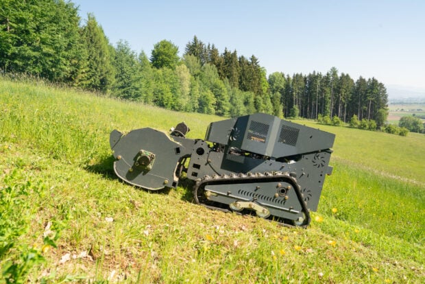 remote-mulcher-nero-RSM-800GT-1000GT-low-res-015